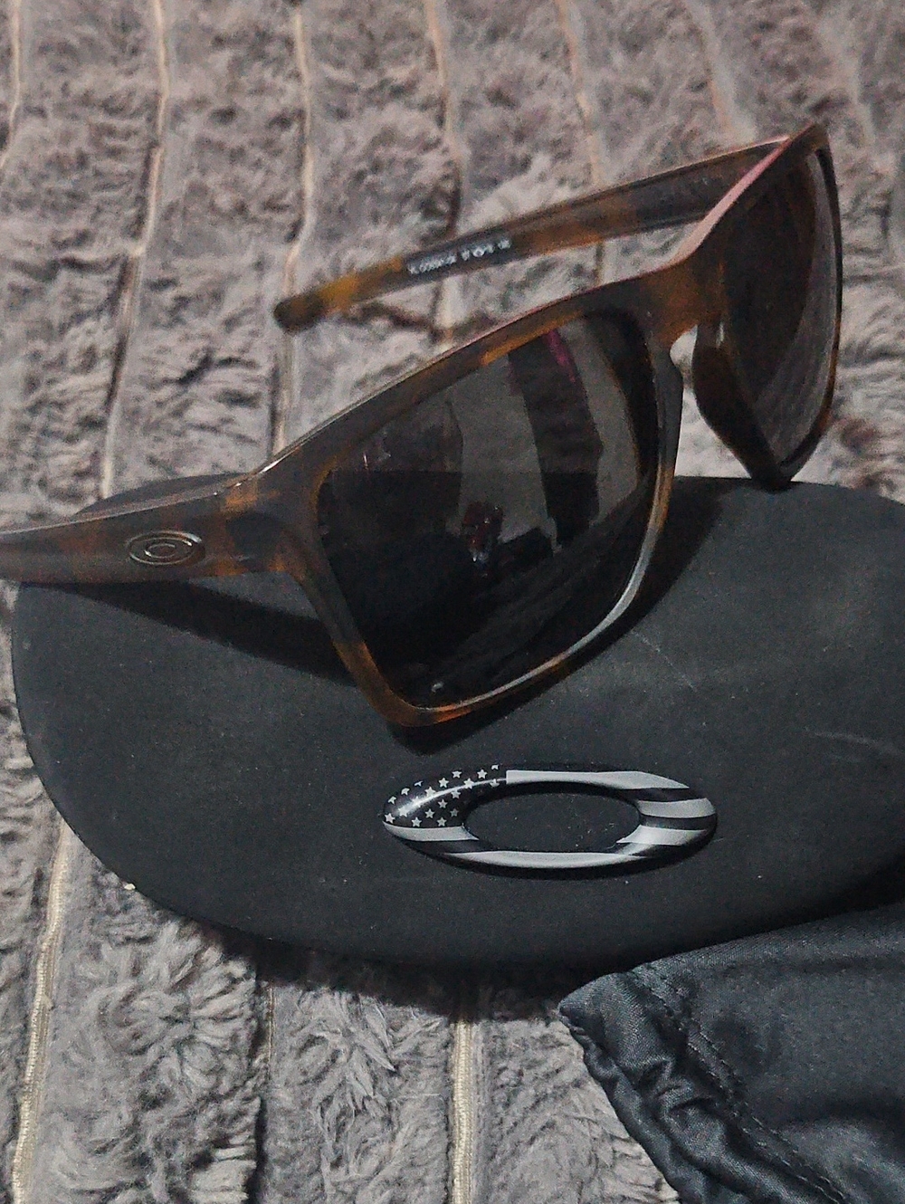 Oakley Sliver Xl With Oakley Case